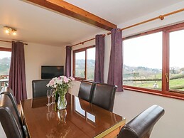 The Willow Lodge