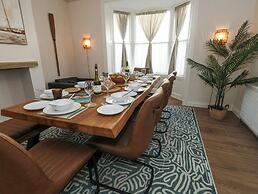 The Bobo House