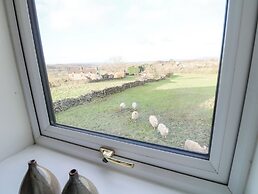 Roaches View Barn