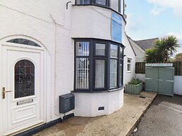 Flat 1 Niles Place