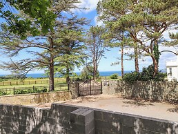 Ty'n Pwll Farm