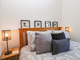 Acorn Cottage