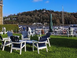 39 Dart Marina