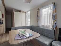 Tri-star House