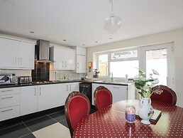 42 Hyfrydle Road