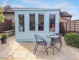 3 Cowper Place