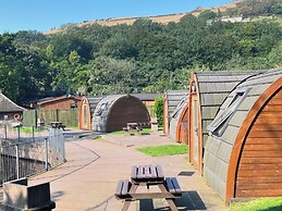 Lakeside Pods - Pets Welcome