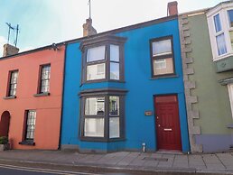 Suffolk House
