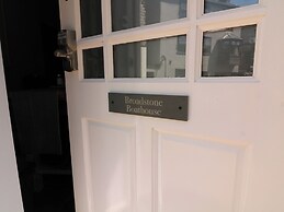 Broadstone Boathouse