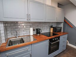 Dry Dock Cottage
