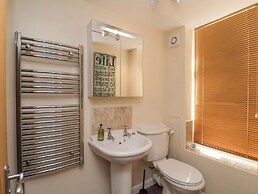 Dry Dock Cottage