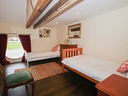 Millstone Cottages - Breidden View