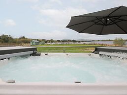 Millstone Cottages - Breidden View