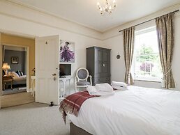 Deeley House