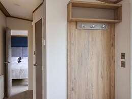Maple Lodge