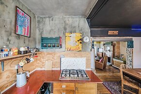 Pats Palace