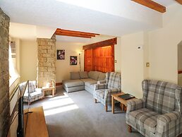 Highwood Lodge