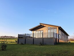 Holly Lodge