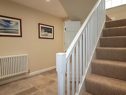 Tretoil Farm House