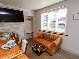 Beacon House