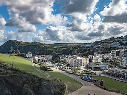 Hollycombe