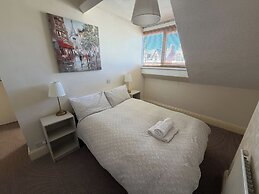 Avalon Lodge