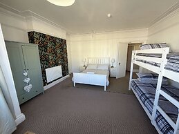 Avalon Lodge