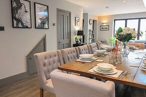 4 Alma Terrace