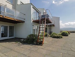 Seafarer's Haven