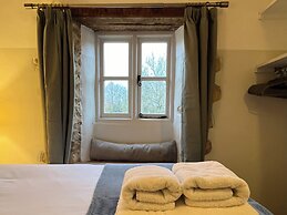 Meadow View Cottage