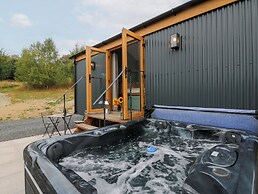 Dam View Shepherds Hut