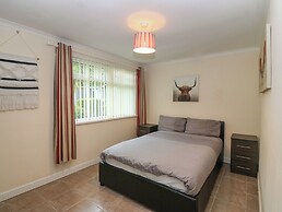 245 Riverside Lodge