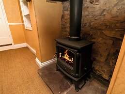 Sixpence Cottage