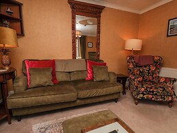 Sixpence Cottage