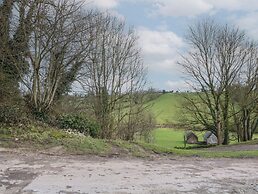Tom's Barn