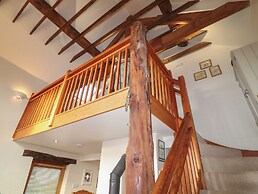 Tom's Barn