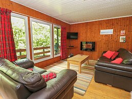 Lodge 2 - 