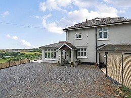 Mallacleave House
