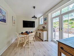 Mallacleave House