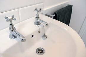 School Lodge