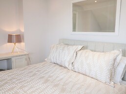 6 Willows Green