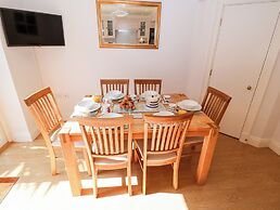 6 Willows Green