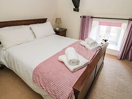 Rose Hip Cottage