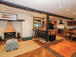 Riverside Manor