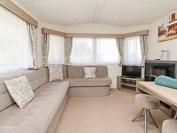 23 Manleigh Park
