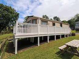 23 Manleigh Park