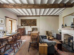 Courtyard House