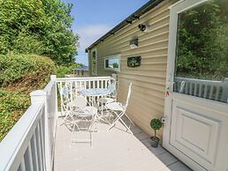 25 Manleigh Park
