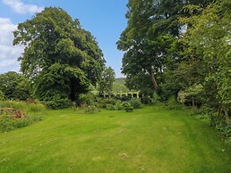 Lyndale Cottage