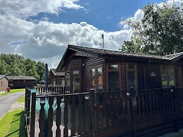 Lakeside 18
